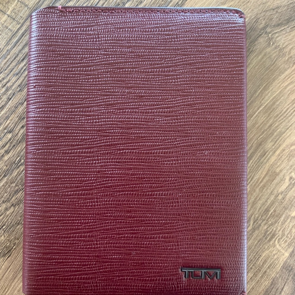 Tumi Passport case
